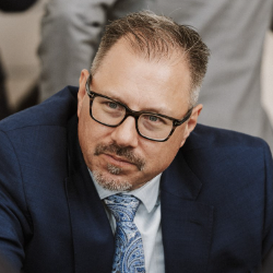 Photo of David Anonychuk, Senior Vice President Advisory and Growth, DRA Global